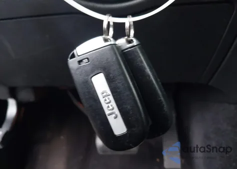 2019 Jeep Grand Cherokee Altitude 4X4 from USA, damaged, VIN 1C4RJFAG9KC579011